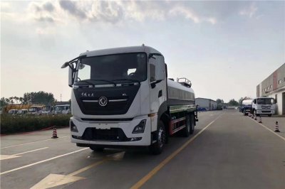 東風天龍后八輪20噸噴霧車，國六綠化噴灑車